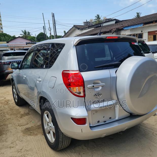 Toyota RAV4 2006 Silver