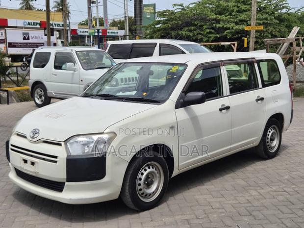 Toyota Probox 2015 White