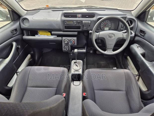 Toyota Probox 2015 White