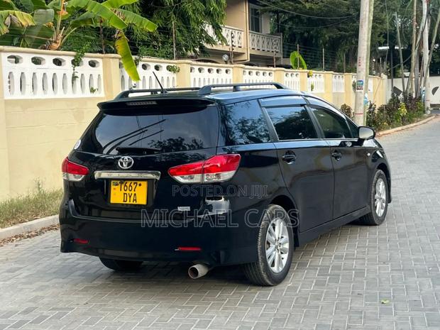 Toyota Wish 2011 Black