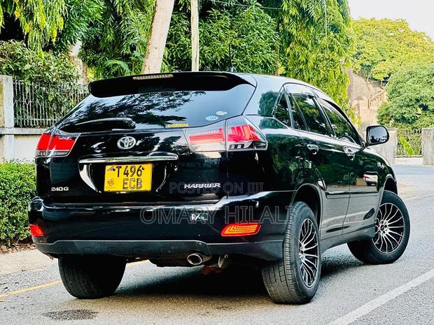 Toyota Harrier 2.4 2005 Black