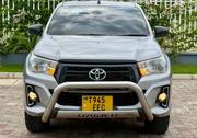Toyota Hilux 2018 Gray for sale