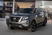 Nissan Navara 2022 Gray for sale