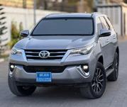 Toyota Fortuner 2018 Gray for sale