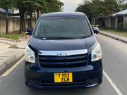 Toyota Noah 2.0 143hp AWD (7 Seater) 2008 Blue for sale