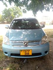 Toyota Raum 2006 Blue for sale