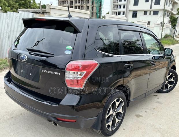 Subaru Forester 2014 Black