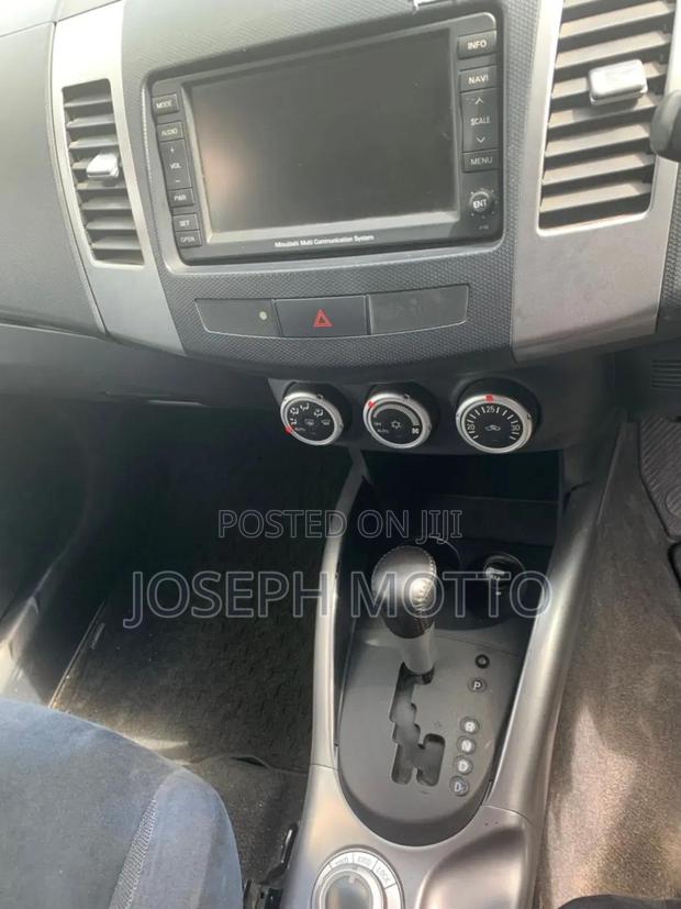 Mitsubishi Outlander 2.0 Di-D 2007 Black