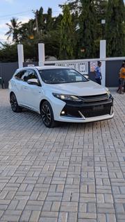 Toyota Harrier 2.0 2016 White for sale