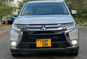 Mitsubishi Outlander 2015 White for sale