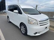 Toyota Noah 2008 White for sale