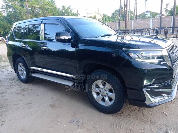 Toyota Land Cruiser Prado 2.7 i 2011 Black
