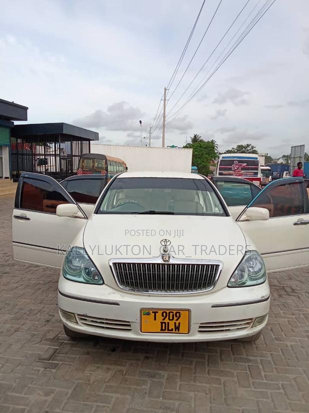 Toyota Brevis 2004 White
