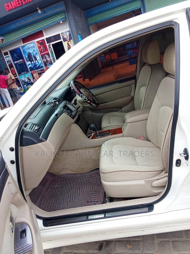 Toyota Brevis 2004 White