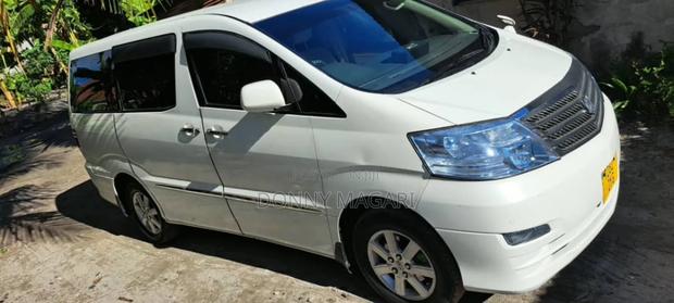 Toyota Alphard 2006 White