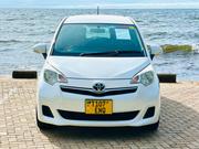 Toyota Ractis 2011 White for sale