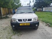 Nissan Hardbody 2004 White for sale