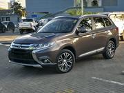 Mitsubishi Outlander 2016 Gray for sale
