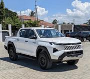 New Toyota Hilux 2025 White for sale