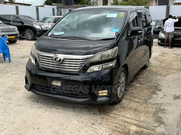 Toyota Alphard 2.4 Petrol AWD 2008 Black