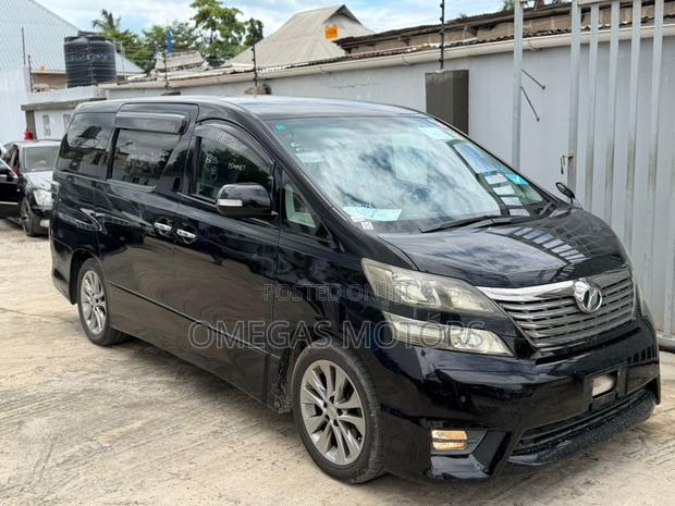 Toyota Alphard 2.4 Petrol AWD 2008 Black