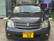 Toyota IST 2005 Gray for sale