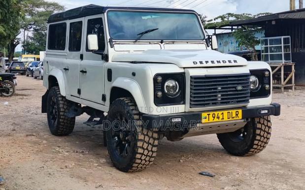 Land Rover Defender 1992 White