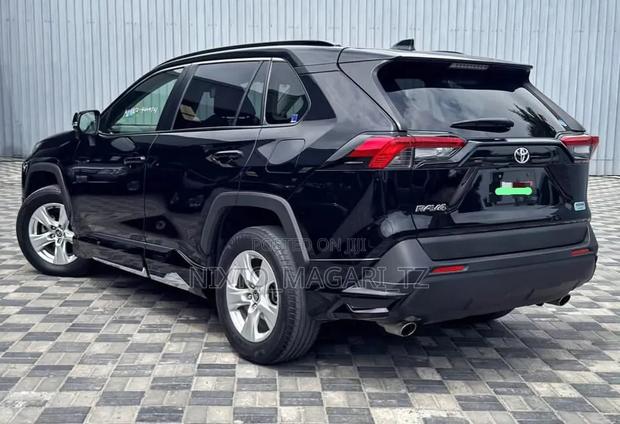 Toyota RAV4 2020 Black