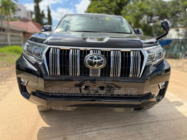 Toyota Land Cruiser Prado 2.7 2019 Black