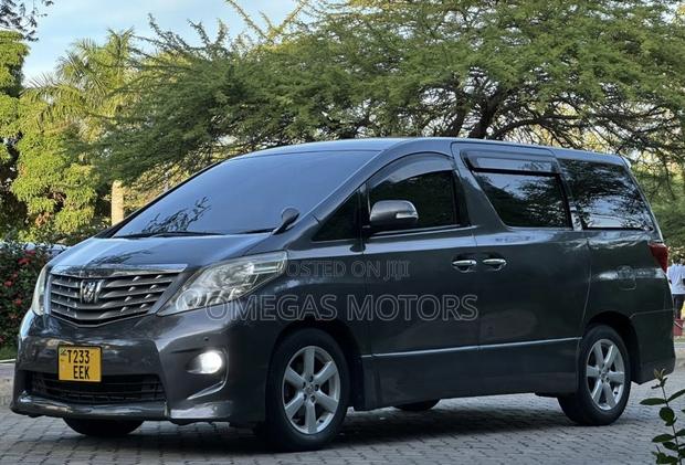 Toyota Alphard 2.4 Petrol AWD 2010 Gray