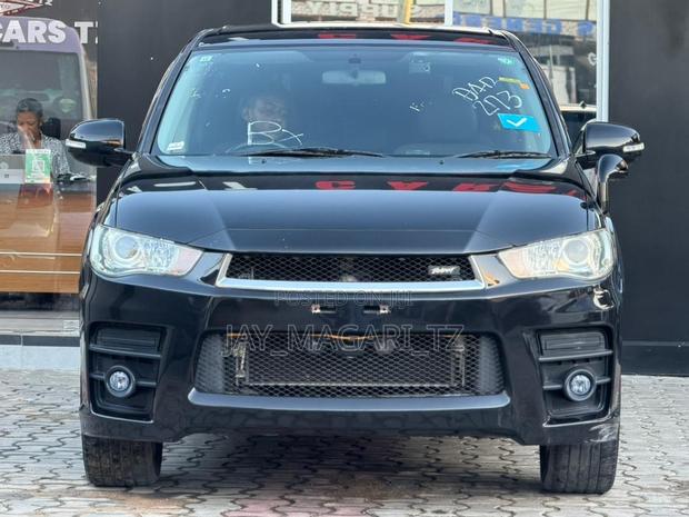 Mitsubishi Outlander 2010 Black