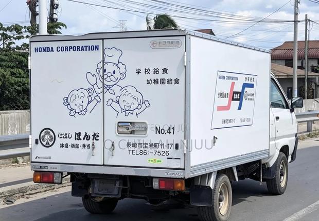 Toyota TownAce 2004 Off white