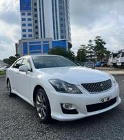 Toyota Crown 2010 White for sale