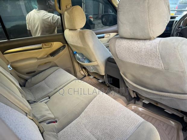 Toyota Land Cruiser Prado 2004 Black