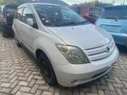Toyota IST 2003 Pearl for sale