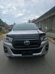 Toyota Hilux 2019 Gray for sale