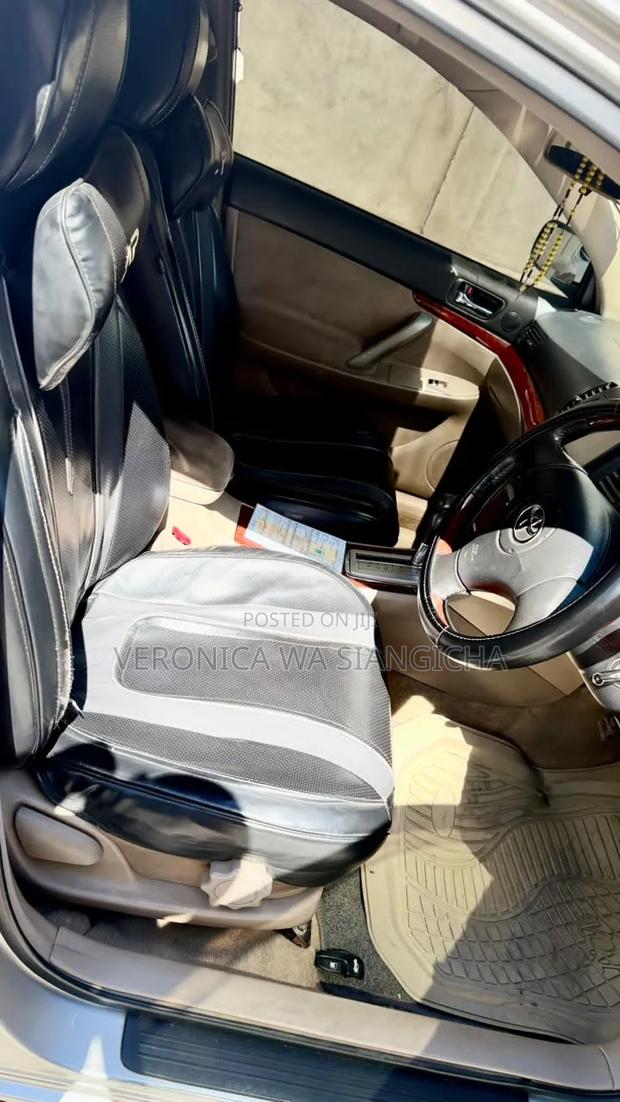 Toyota Premio 2005 Silver