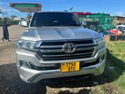 Toyota Land Cruiser 4.6 V8 ZX 2012 Silver for sale
