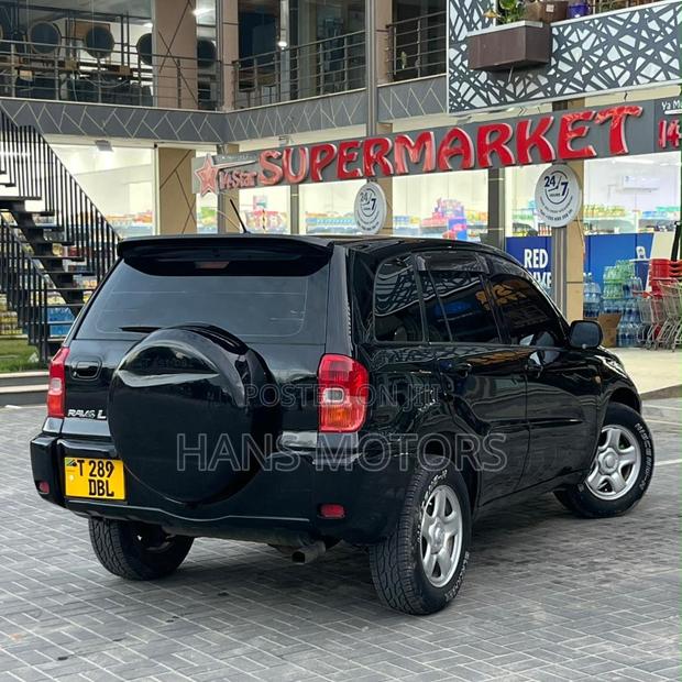 Toyota RAV4 Automatic 2003 Black