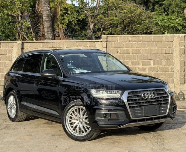 Audi Q7 2017 Black