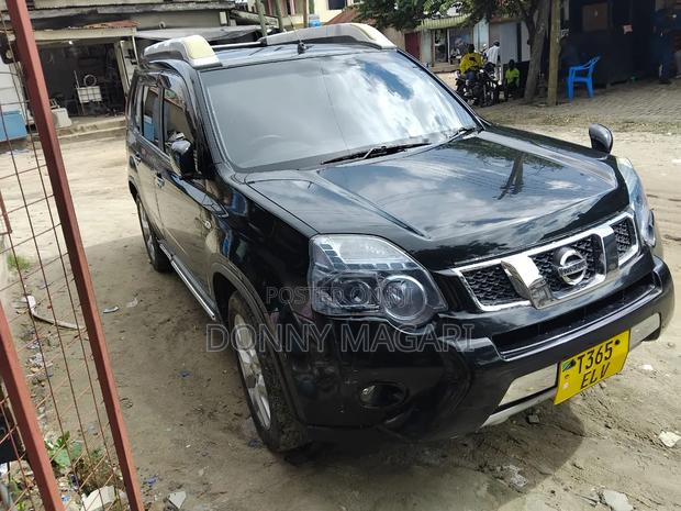 Nissan X-Trail 2012 Black