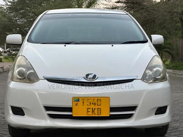 Toyota Wish 2003 White