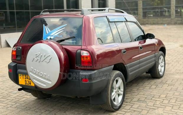 Toyota RAV4 1999 Maroon