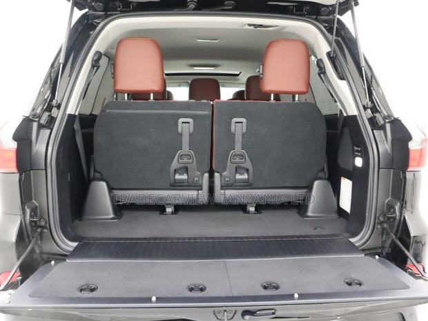 Lexus LX 570 AWD 2021 Black