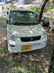 Mitsubishi Minica Automatic 2002 White for sale