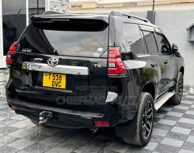 Toyota Land Cruiser Prado 2014 Matt Black