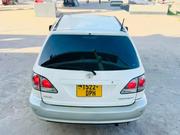 Toyota Harrier 2002 Pearl for sale