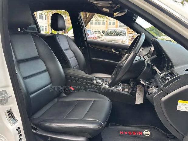 Mercedes-Benz C200 2010 White
