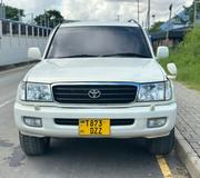 Toyota Land Cruiser 2001 White for sale