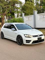 Volkswagen Golf 2016 White for sale